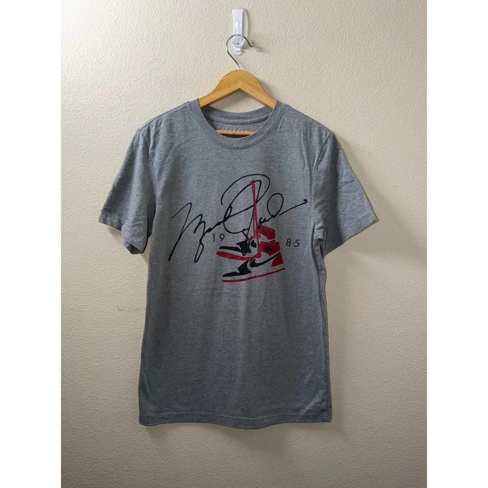 Men's Air Jordan Shirt Size Small